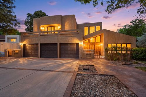 9515 Augusta Ave Ne, Albuquerque, NM, 87111-5820 | Card Image