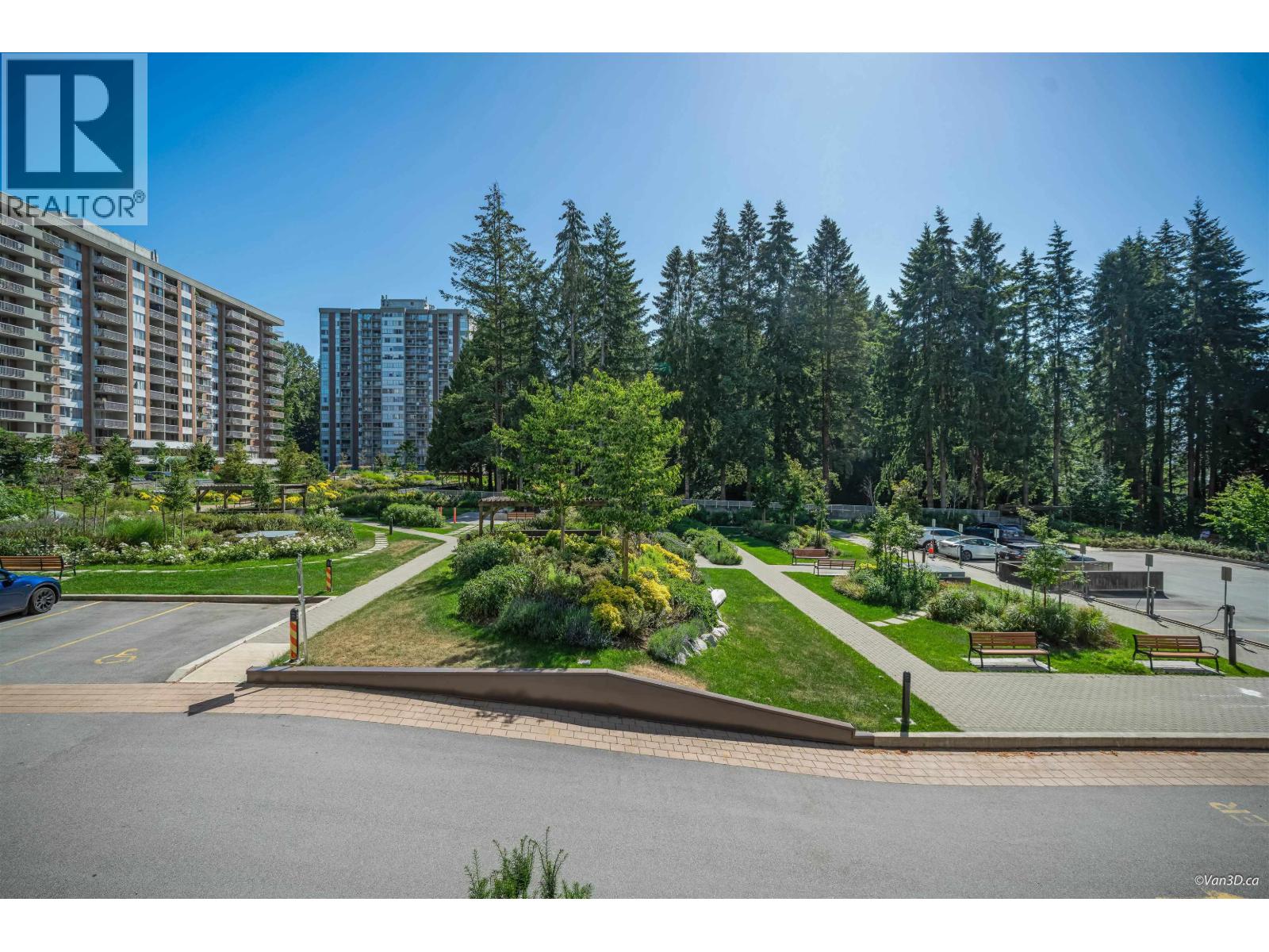 Residential in North Vancouver 2