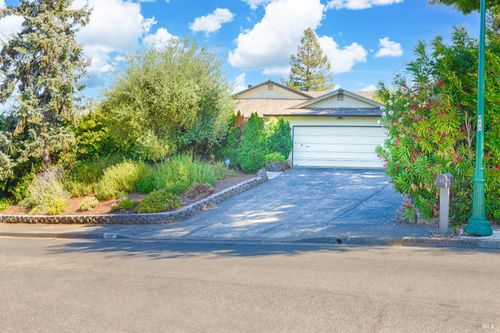 409 Oak Brook Place, Santa Rosa, CA, 95409 | Card Image