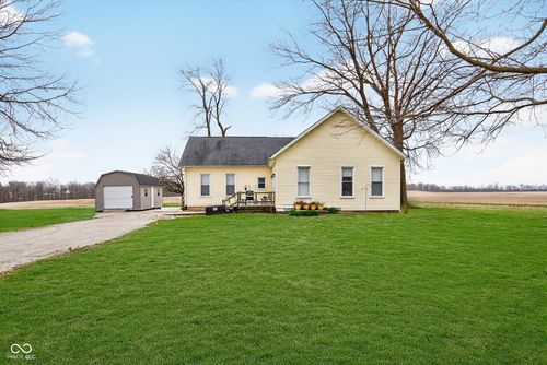 18755 E County Road 750 N, Hope, IN, 47246-9673 | Card Image