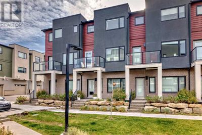 218 Sherwood Sq Nw, Townhouse with 3 bedrooms, 3 bathrooms and 2 parking in Calgary AB | Image 3