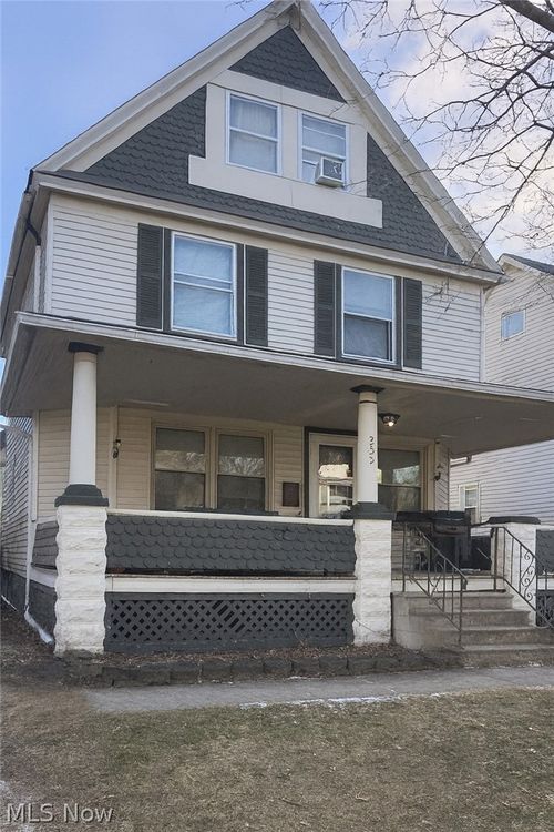 355 Kenyon Ave, Elyria, OH, 44035-6411 | Card Image