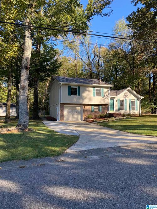 1524 Elkwood Dr, FULTONDALE, AL, 35068-1404 | Card Image