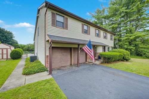 25 Wood Sorrell Ln, East Northport, NY, 11731-4739 | Card Image
