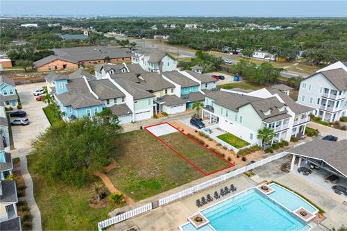 108 Frontenac, Rockport, TX, 78382-3242 | Card Image