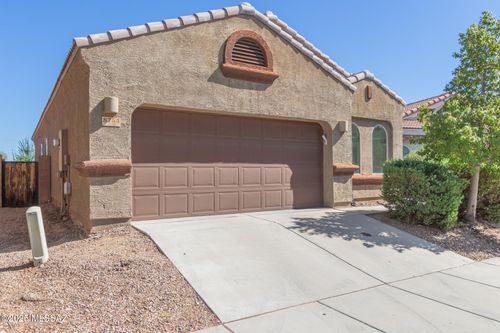 8754 N White Spruce Drive, Tucson, AZ, 85743 | Card Image
