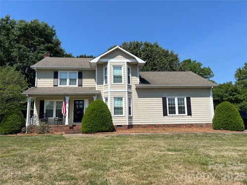 837 Deerfield Dr, Mount Holly, NC, 28120-1161 | Card Image