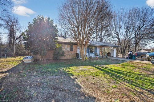 1124 Walshtown Road, Boomer, NC, 28606 | Card Image