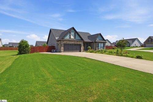 222 Creekside Farms Way, Moore, SC, 29334-4500 | Card Image