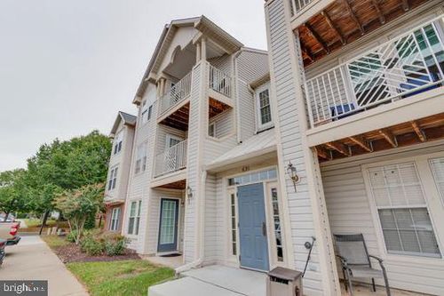 unit-301-691 Winding Stream Way, ODENTON, MD, 21113-4526 | Card Image