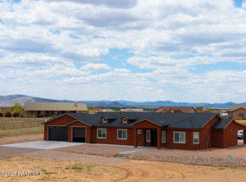 8558 N Grass Valley Ln, Prescott Valley, AZ, 86315-9312 | Card Image