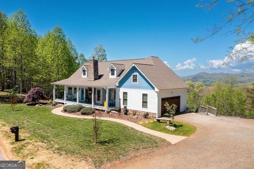 935 White Oak Dr, Warne, NC, 28909-7739 | Card Image