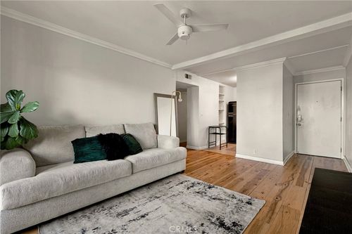 320-460 Golden Shr, Long Beach, CA, 90802-4243 | Card Image