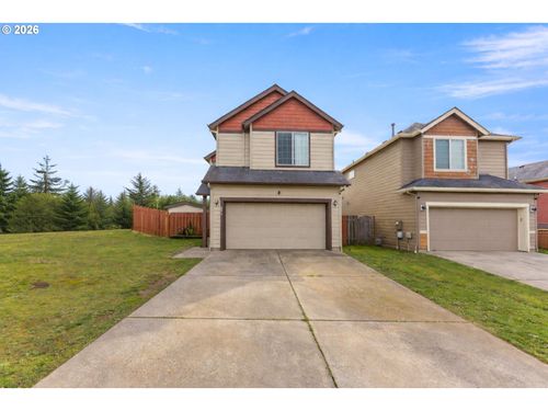 891 Kentucky Ave, Coos Bay, OR, 97420-6804 | Card Image