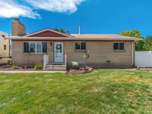 2120 W Robin Way, West Jordan, UT, 84084-3220 | Card Image