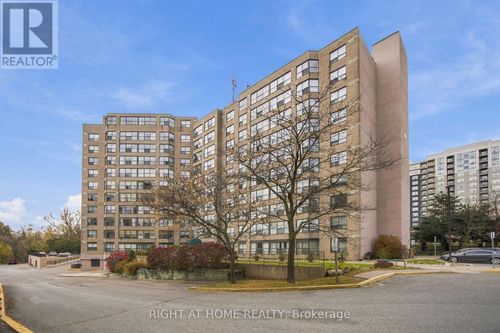 311-250 Davis Drive, Newmarket (Central Newmarket), ON, L3Y7T7 | Card Image
