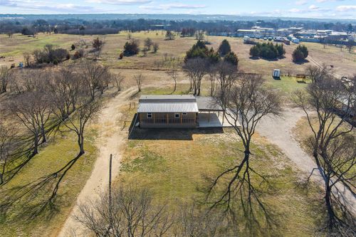 5351 Old Buena Vista Rd, Waxahachie, TX, 75167-8088 | Card Image