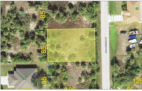 10477 New Brittain St, Port Charlotte, FL, 33981-4765 | Card Image