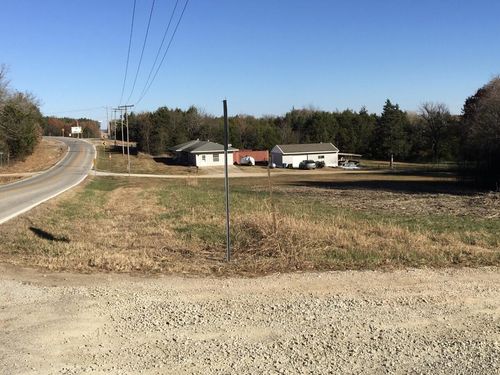 000 Cedar Ln, Lead Hill, AR, 72644 | Card Image