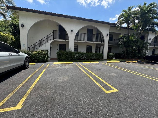 11690 - 11676 Nw 45 Th St, Home with 0 bedrooms, 0 bathrooms and 17 parking in Coral Springs FL | Image 12