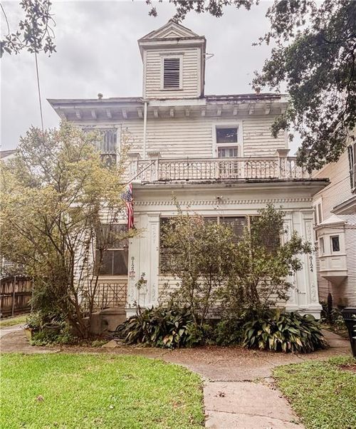 8124 Hickory St, New Orleans, LA, 70118-2848 | Card Image