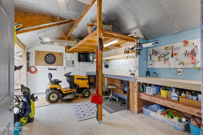 327 S Fowler St, House other with 3 bedrooms, 2 bathrooms and null parking in Clinton TN | Image 25
