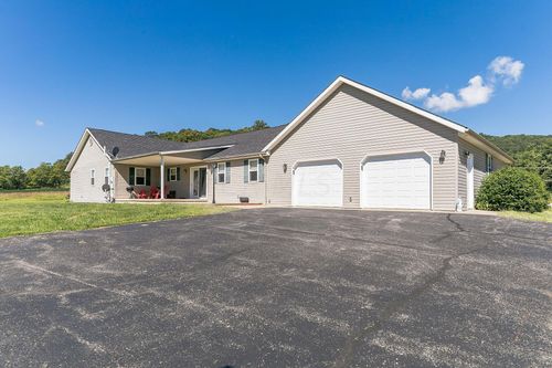 6976 State Route 124, Latham, OH, 45646-9703 | Card Image