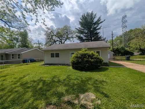 11913 Bridgevale Ave, Saint Louis, MO, 63138-3023 | Card Image