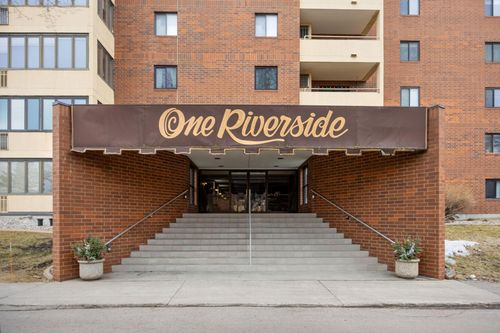 apt-601-105 3rd St N, Moorhead, MN, 56560-1944 | Card Image