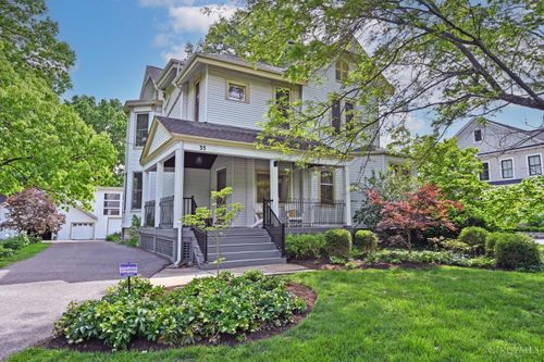 35 Walnut Ave, Wyoming, OH, 45215-4335 | Card Image