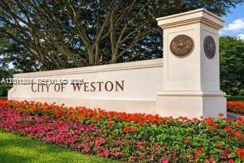 201-16168 Laurel Dr, Weston, FL, 33326-1618 | Card Image