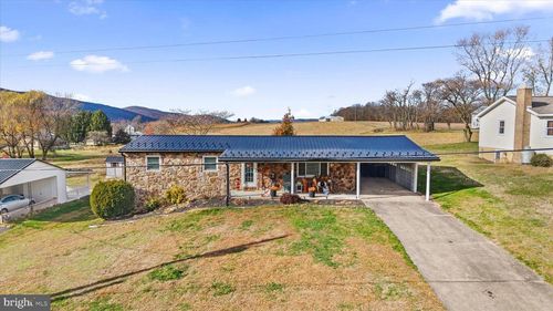 133 Wilhour Rd, ELIZABETHVILLE, PA, 17023-8967 | Card Image