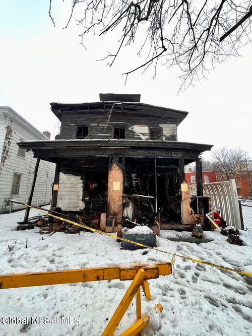 31 Center St, Fort Plain, NY, 13339-1343 | Card Image