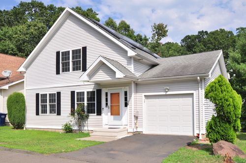 19-19 Mourning Dove Cir, New Haven, CT, 06513-1762 | Card Image