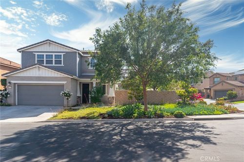 24229 La Montura Dr, Valencia, CA, 91354-3070 | Card Image