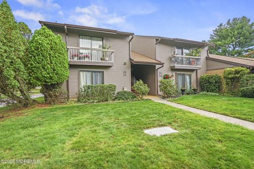 13 Claremont Ct, Red Bank, NJ, 07701-5418 | Card Image