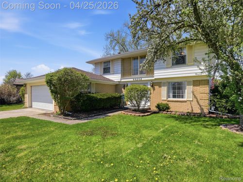 44242 N Umberland Cir, Canton, MI, 48187-2756 | Card Image