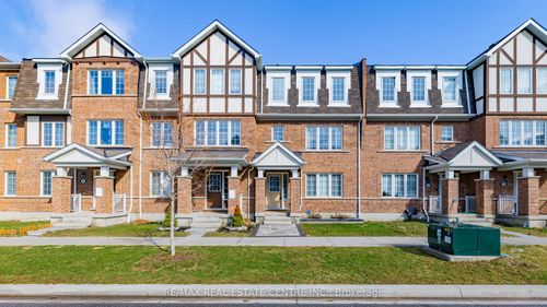 32 Bluegill Cres, Whitby, ON, L1P0E4 | Card Image