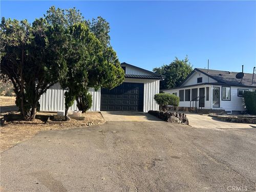 33549 Globe Dr, Springville, CA, 93265-9720 | Card Image