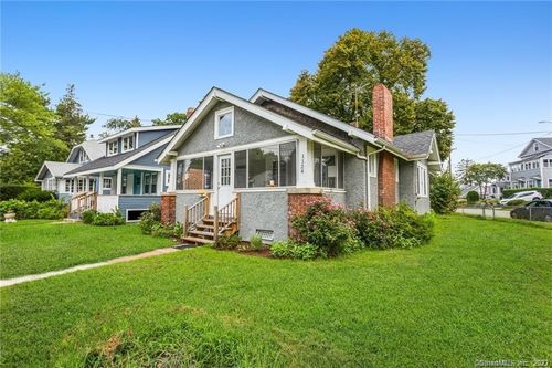 1124 Shippan Ave, Stamford, CT, 06902-7424 | Card Image