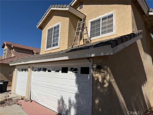 3301 Honeysuckle Ave, Palmdale, CA, 93550-1305 | Card Image