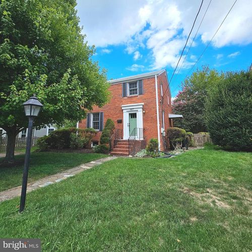 5817 5th St S, ARLINGTON, VA, 22204-1210 | Card Image