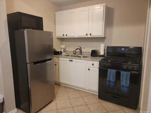 3-403 W Highland Blvd, San Antonio, TX, 78210-3989 | Card Image
