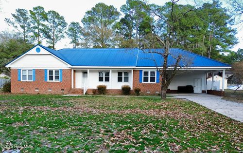 12181 Cypress Dr, Laurinburg, NC, 28352-2551 | Card Image