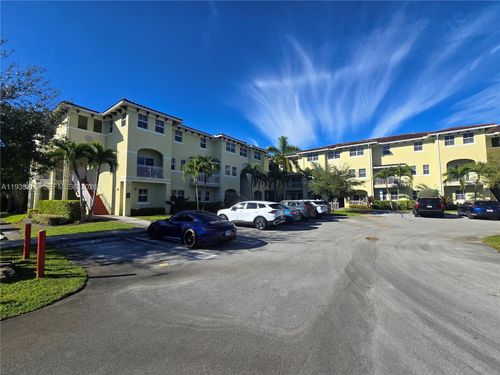 apt-205-260 Nw 109th Ave, Miami, FL, 33172-5259 | Card Image