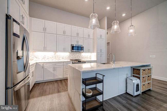 APT-102 - 1761 Old Meadow Rd, Condo with 2 bedrooms, 3 bathrooms and null parking in MCLEAN VA | Image 16