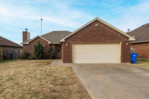 414 Nw Granite Ave, Cache, OK, 73527-2506 | Card Image