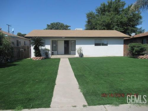 609 Clinton St, Delano, CA, 93215-3239 | Card Image