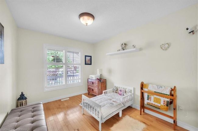 84 Doctor Moore Crt, House other with 3 bedrooms, 2 bathrooms and 5 parking in Acton ON | Image 16