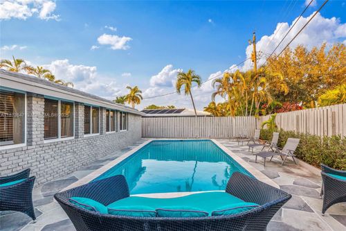 5740 19th Ave, Fort Lauderdale, FL, 33308-2417 | Card Image